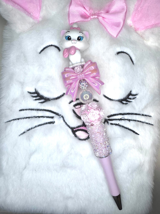 Marie cat/ fancy pen